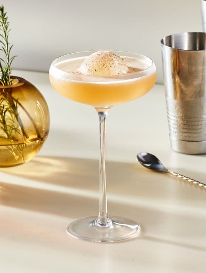 Alcohol-free festive cocktails 