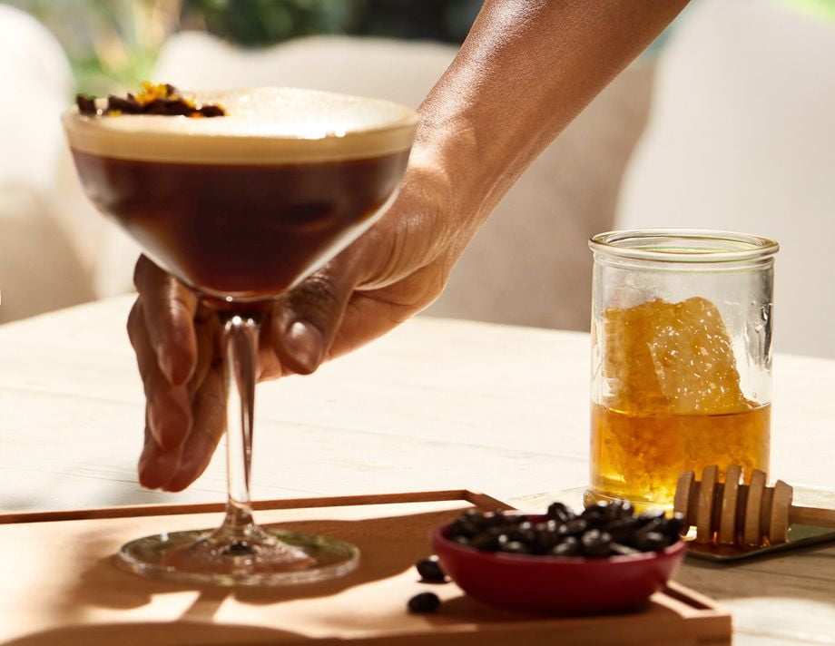 espresso martini cocktail serve